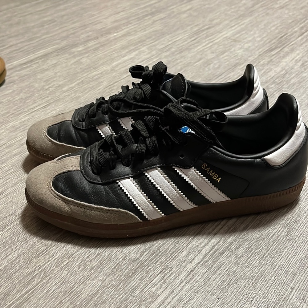 Vegan adidas sambas